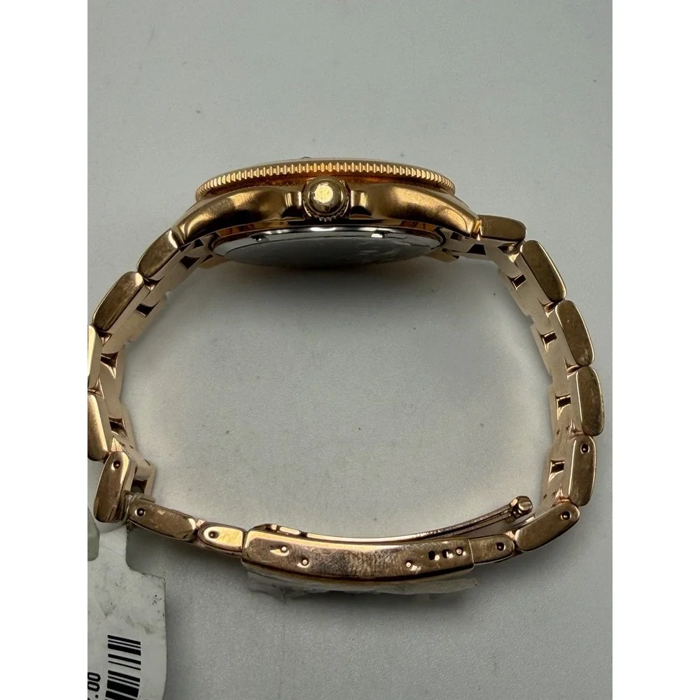 Fossil Cecile AM4604 New Battery Ladies Watch 40MM 7